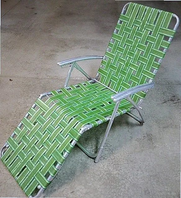Vintage Multi Position Folding Aluminum Webbed Lawn Chair Chaise Lounge Green