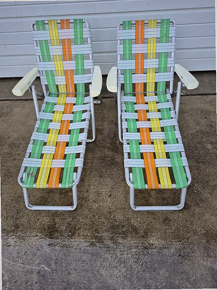 X2 Child’s Lawn Chair Vintage Folding Aluminum Webbed Chaise Lounge Chair